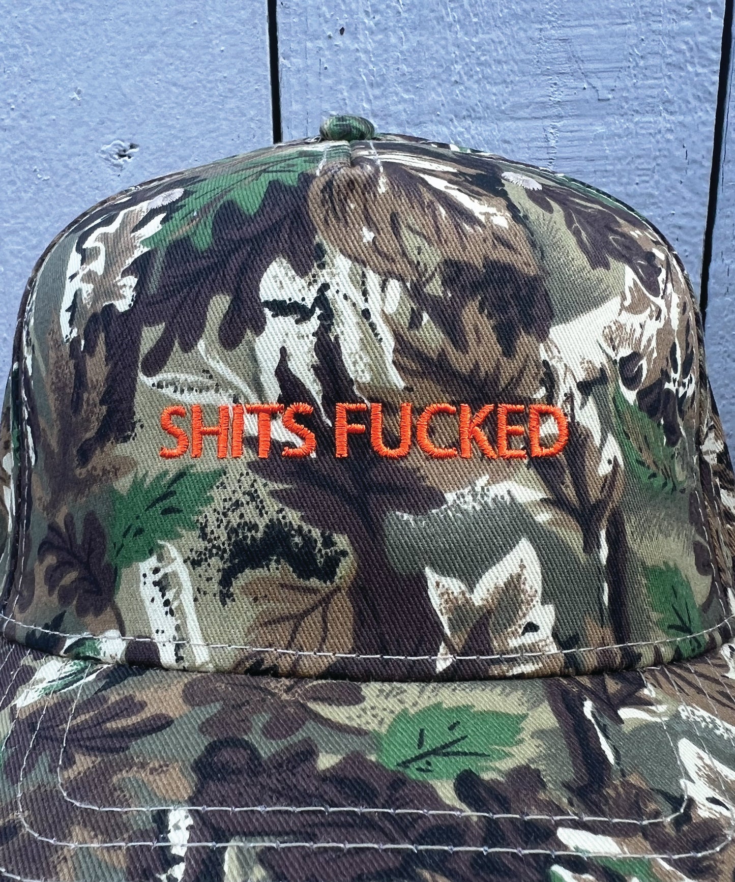 OUTSIDE VELCRO STRAP HAT